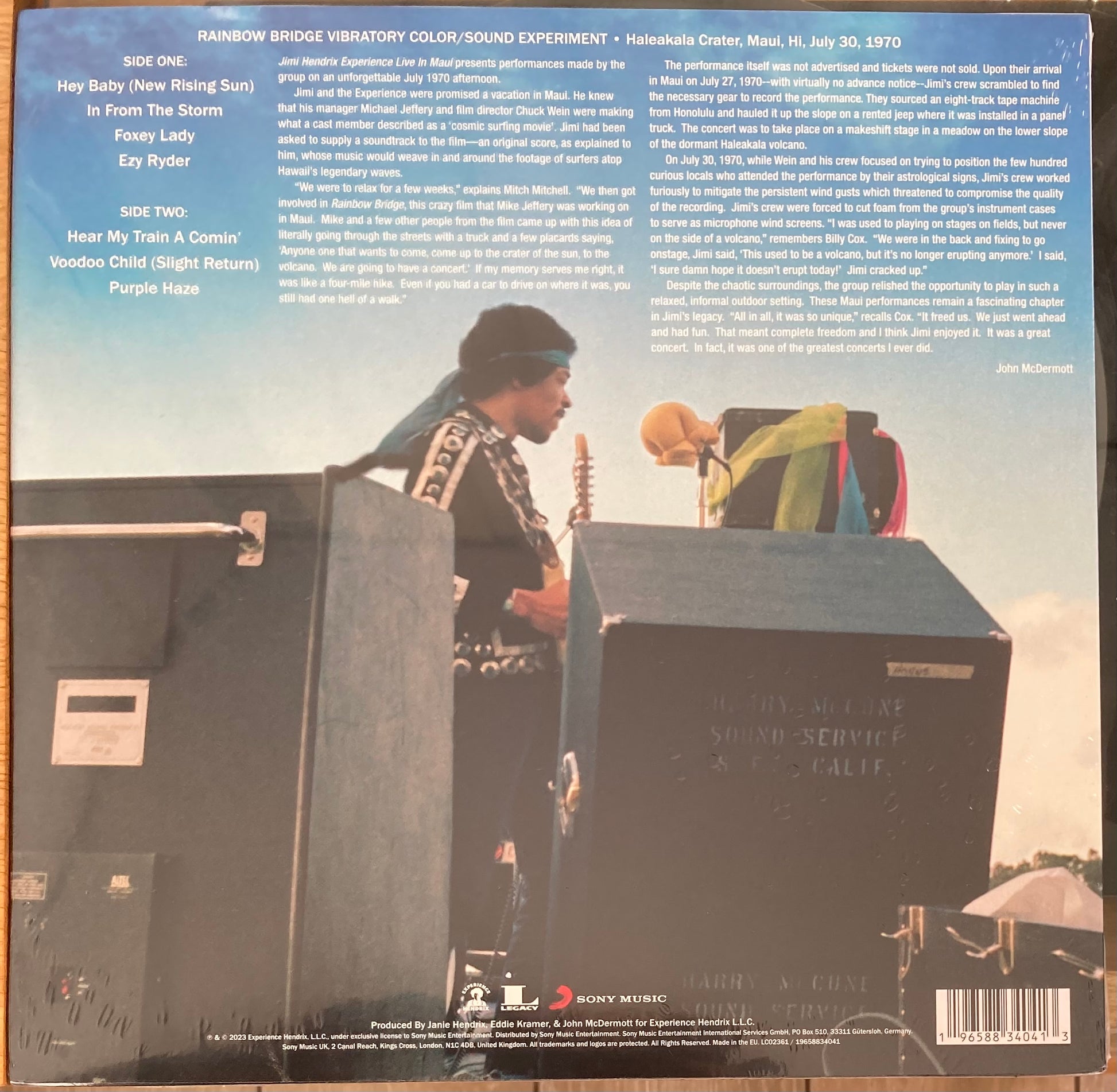 The back of 'Jimi Hendrix Experience live in Maui' on vinyl