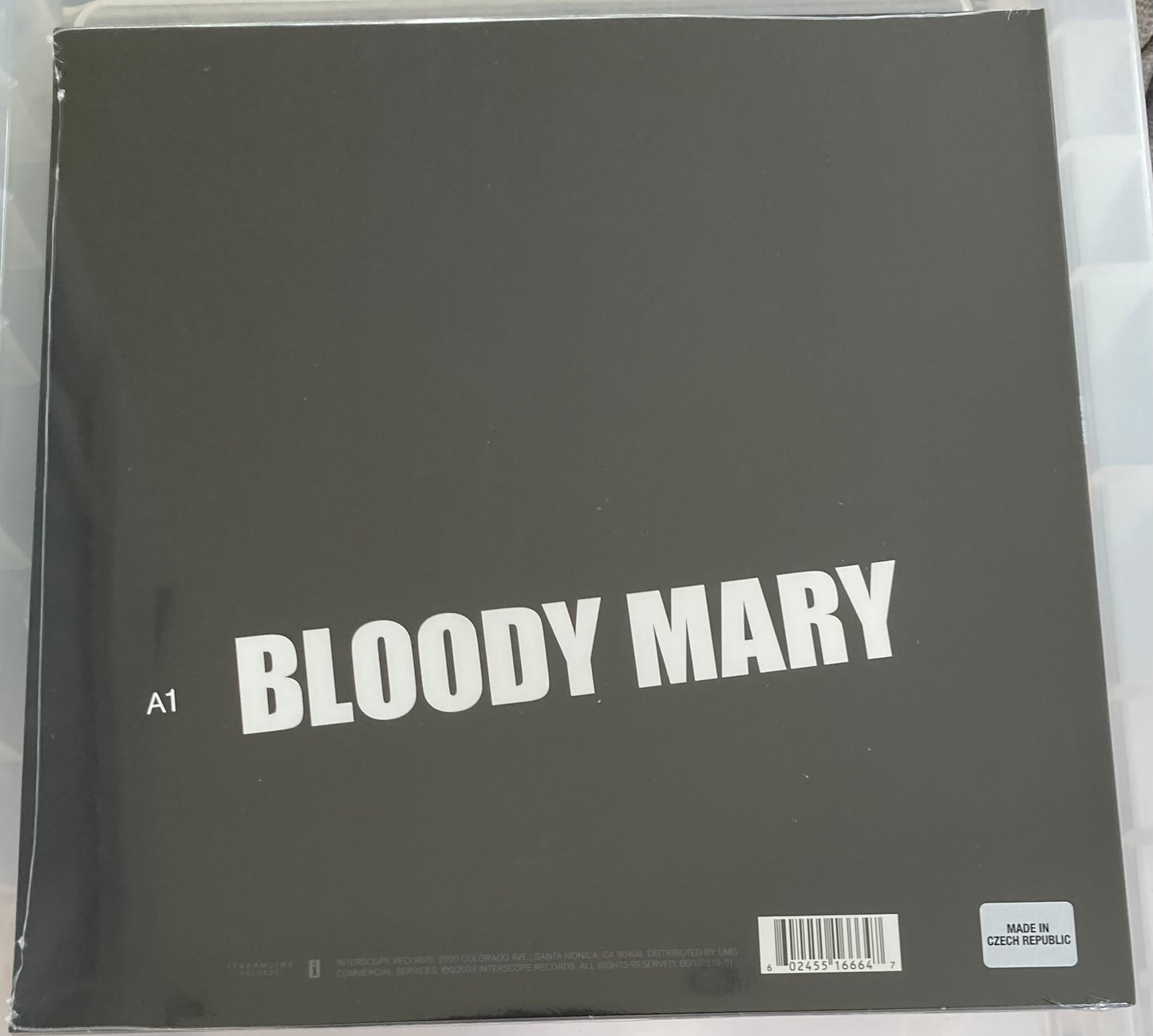 The back of 'Lady Gaga Bloody Mary' on vinyl