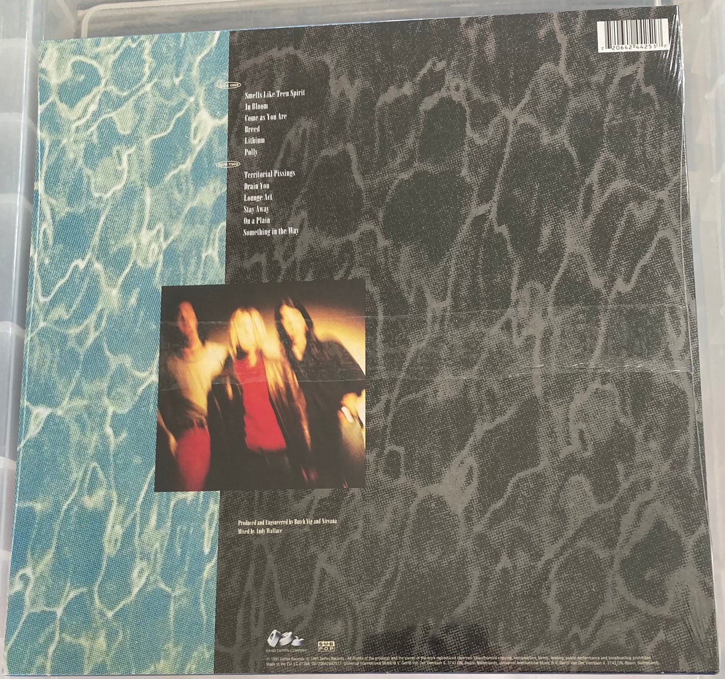 The back of 'Nirvana Nevermind' on vinyl