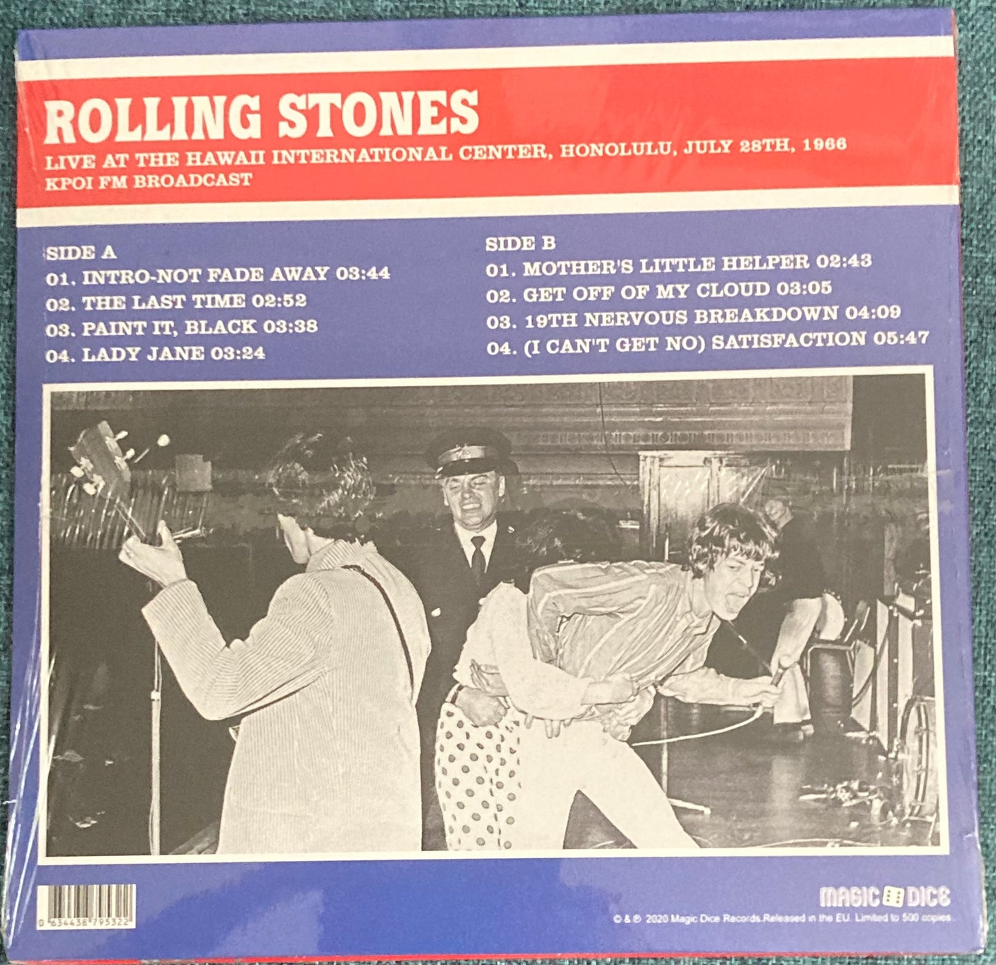 The back of 'Rolling Stones - Live Honolulu 1966' on vinyl