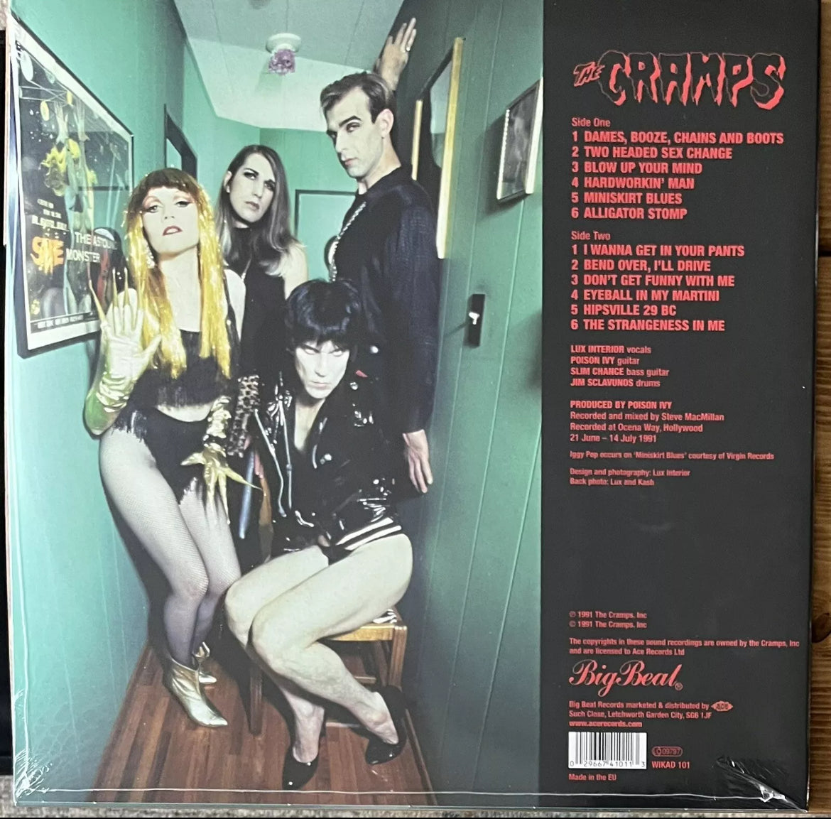 The back of 'The Cramps Look Mom, No Head' on vinyl