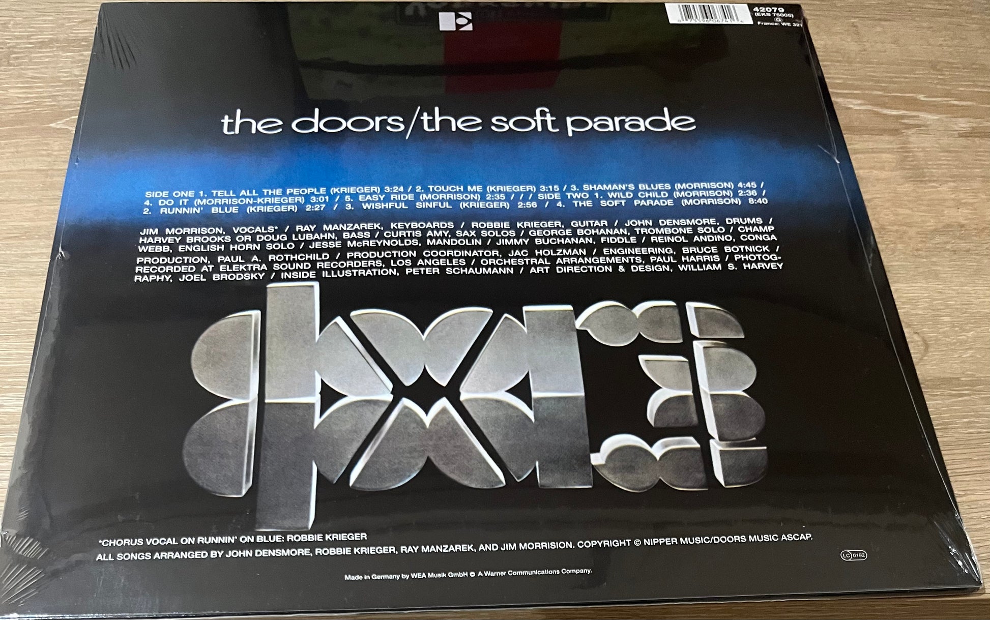 The back of 'The Doors the Soft Parade' on vinyl