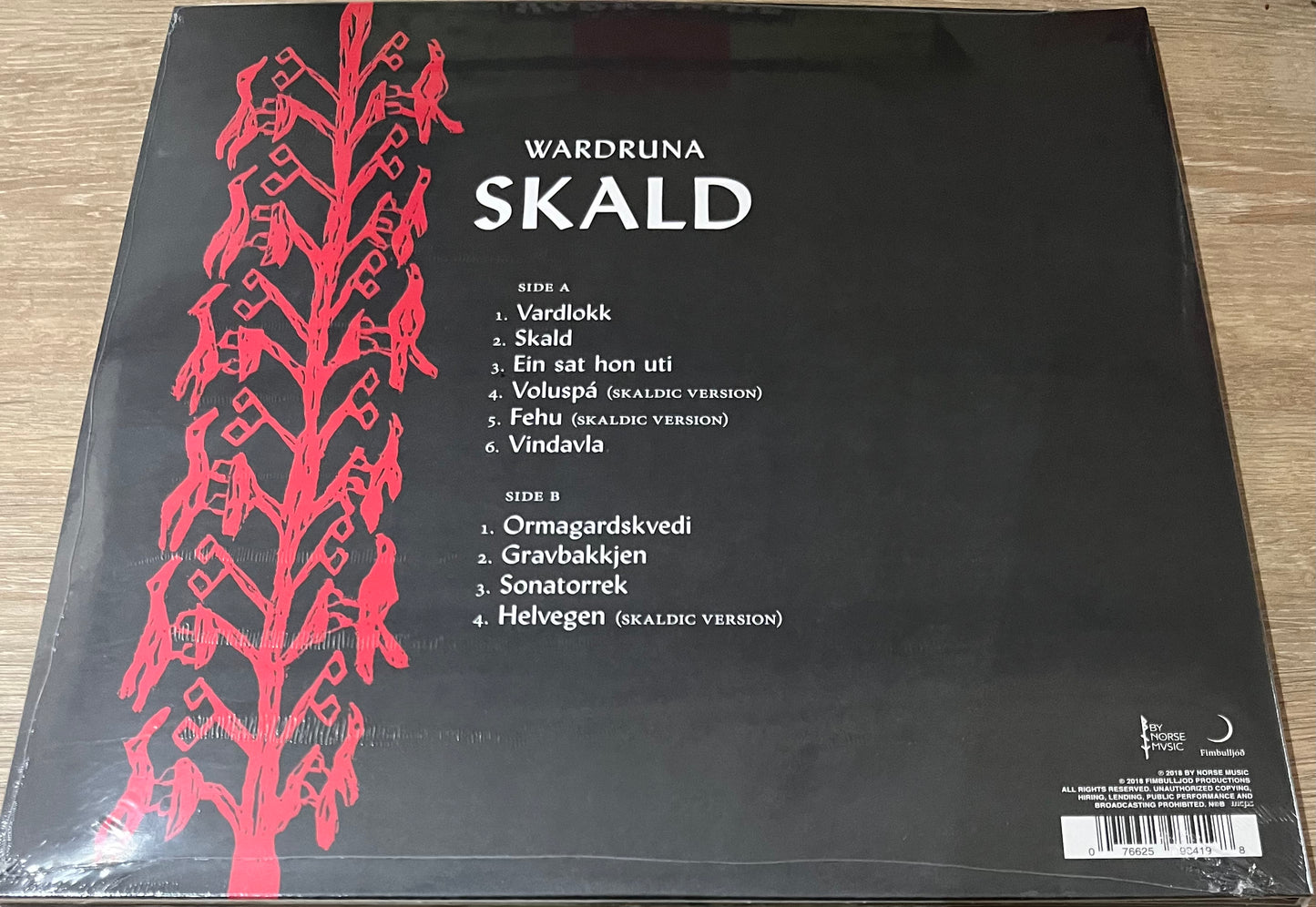 The back of 'Wardruna Skald' on vinyl