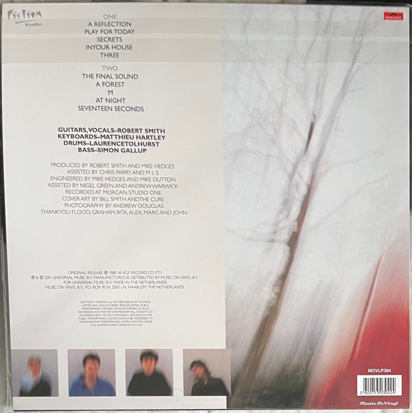 The back of ‘The Cure - Seventeen Seconds’ on vinyl