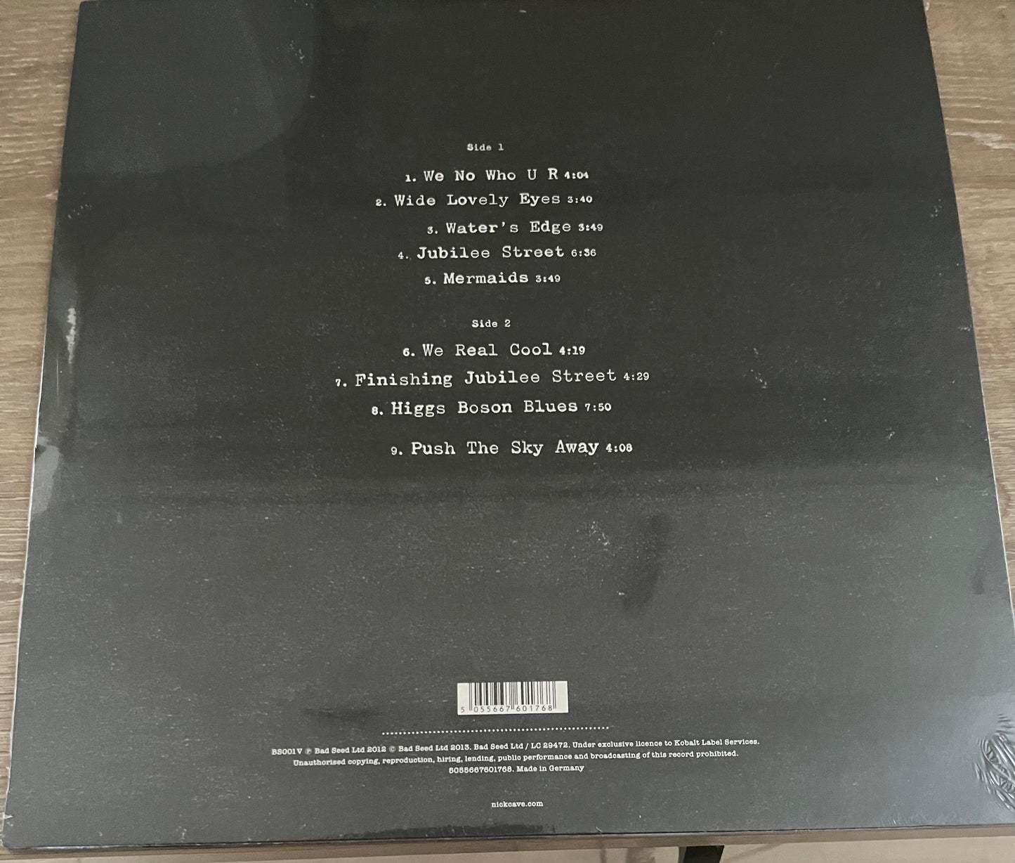 The back of 'Nick Cave and the Bad Seeds' on vinyl