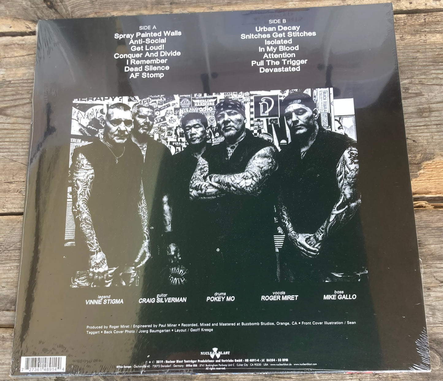 The back of 'Agnostic Front - Get Loud' on vinyl