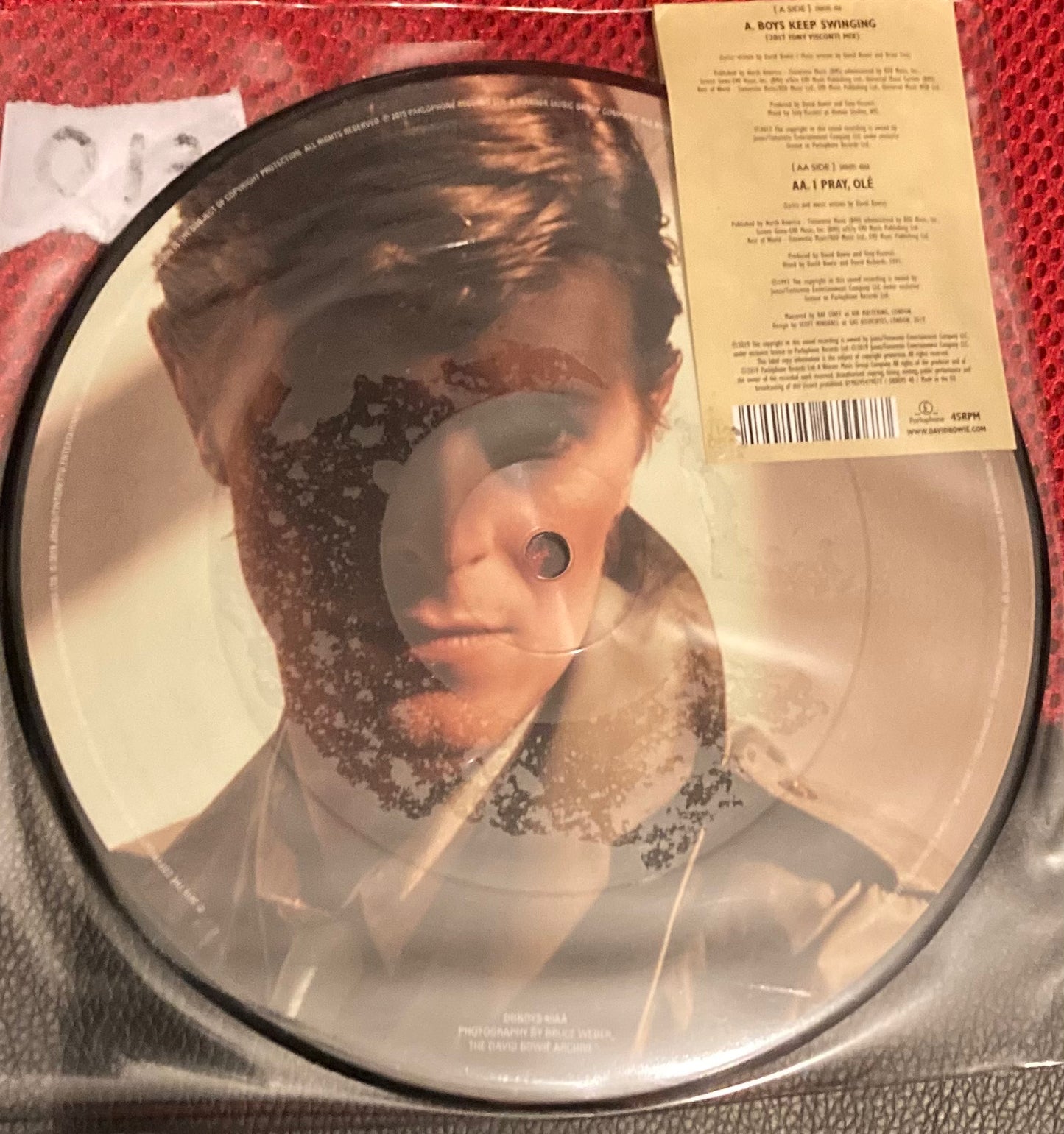 The back of David Bowie - Boys Keep Swinging on 7” vinyl picture disc