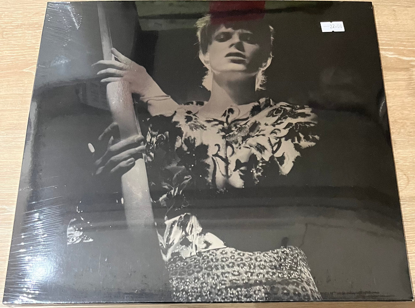 The front of 'David Bowie Rock’n’Roll Star' on vinyl
