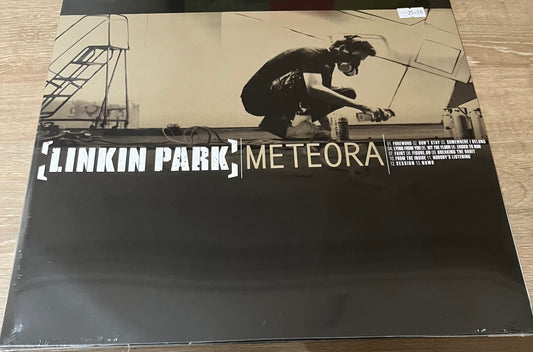 The front of 'Linkin Park Meteora' on vinyl