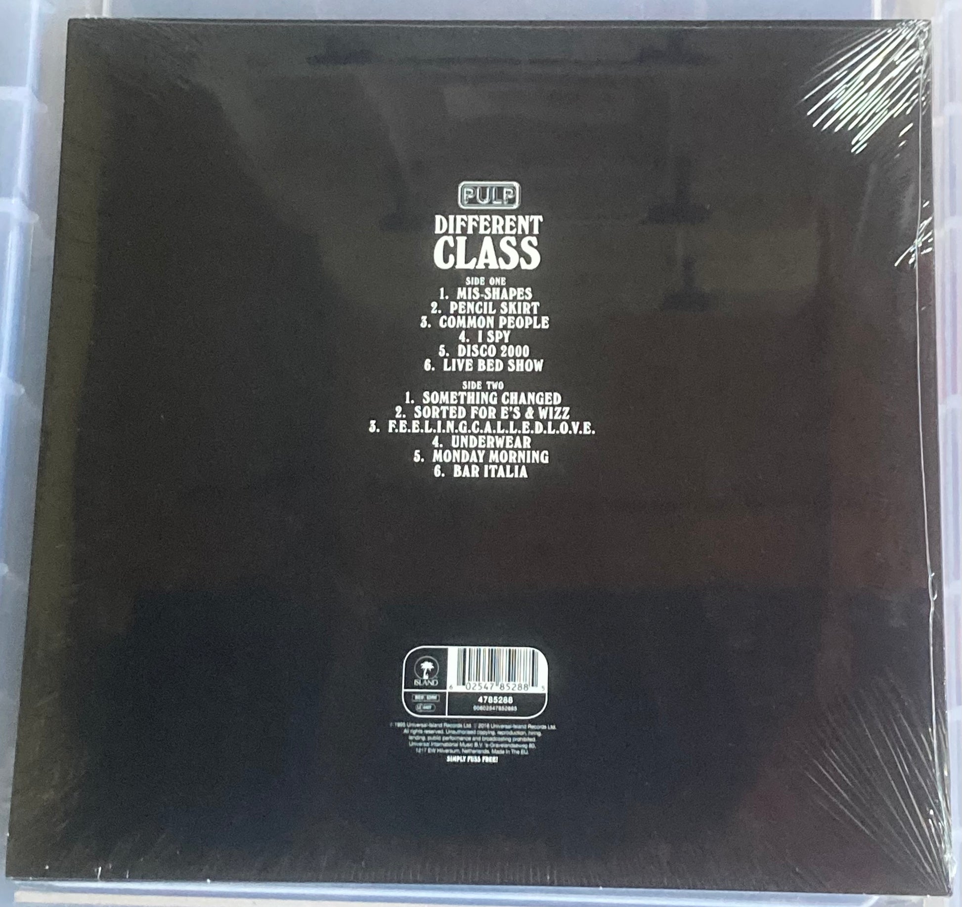 The back of 'Pulp - Different Class' on vinyl