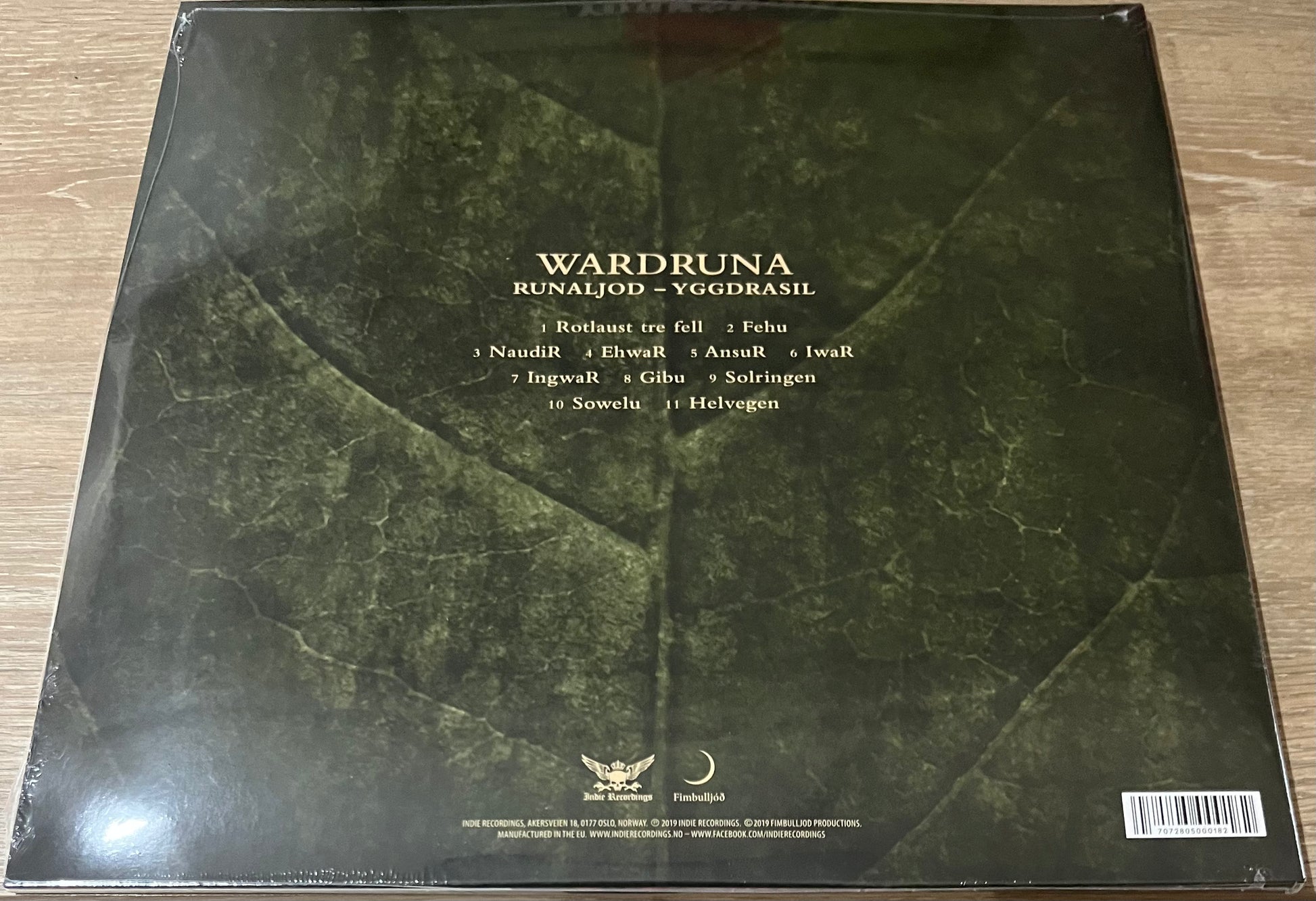 The back of 'Wardruna Runaljod Yggdrasil' on vinyl