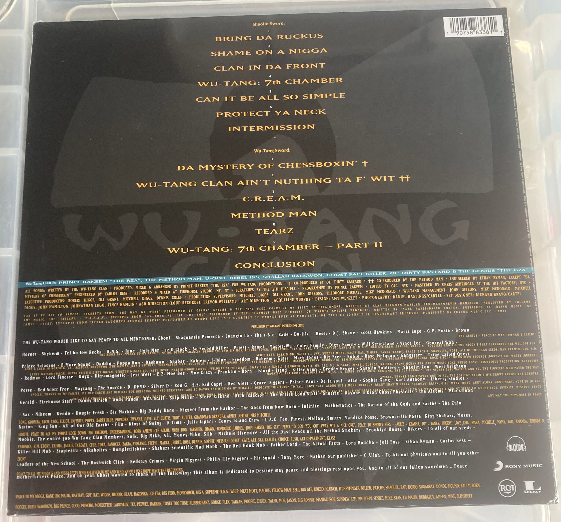 The back of 'The Wu-Tang Clan - Enter the Wu-Tang' on vinyl