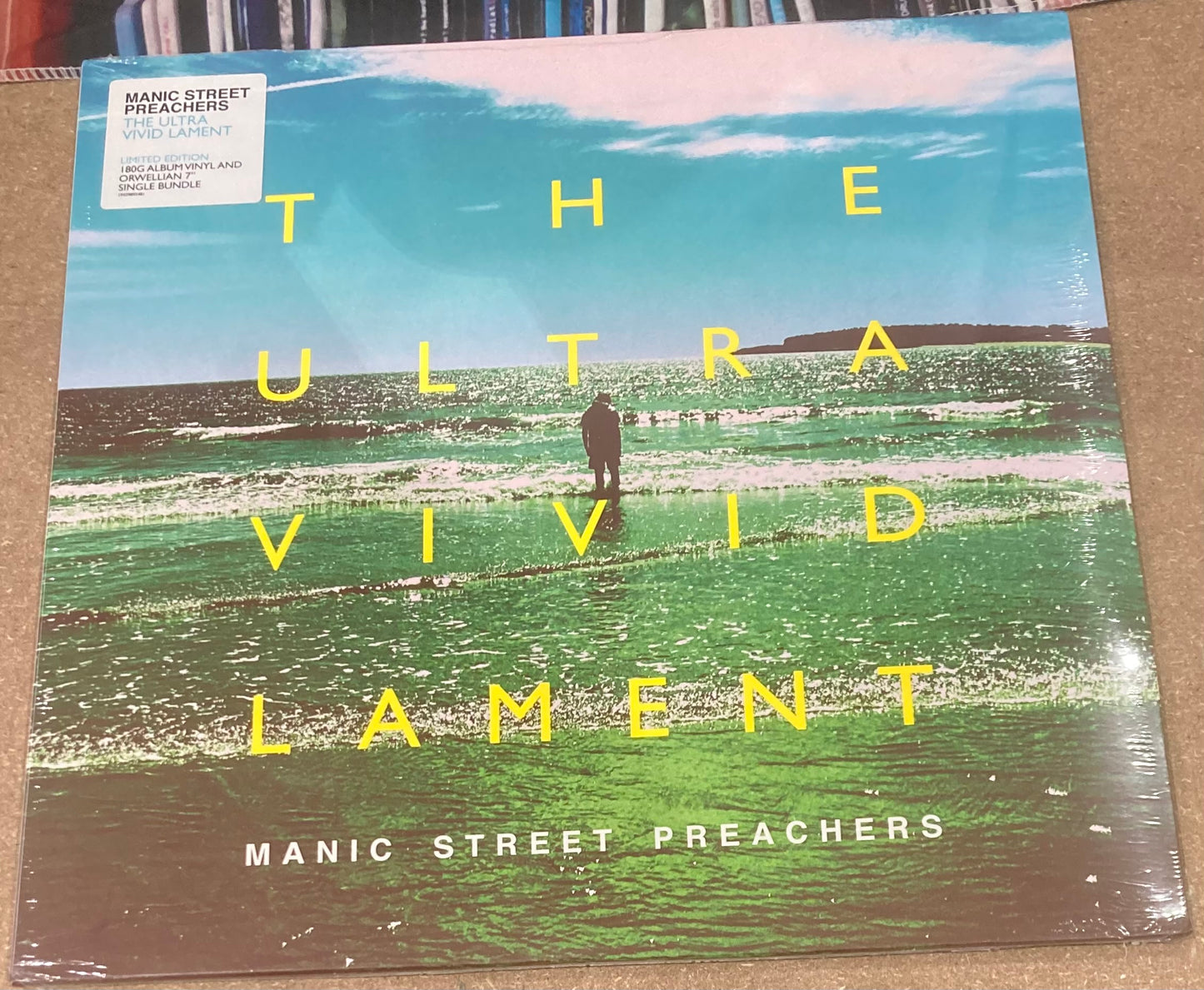 The front of 'Manic Street Preachers - The Ultra Vivid Lament' on vinyl