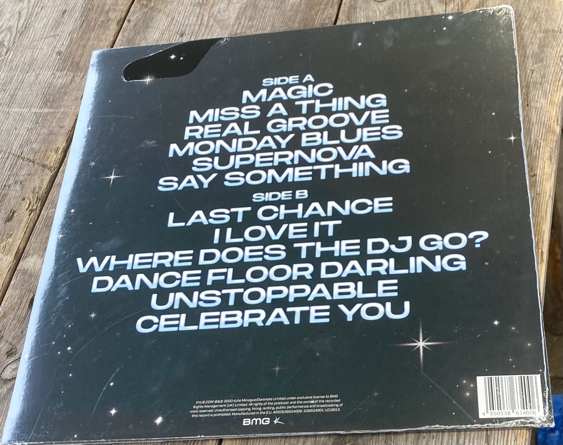 The back of ‘Kylie Minogue - Disco’ on vinyl.