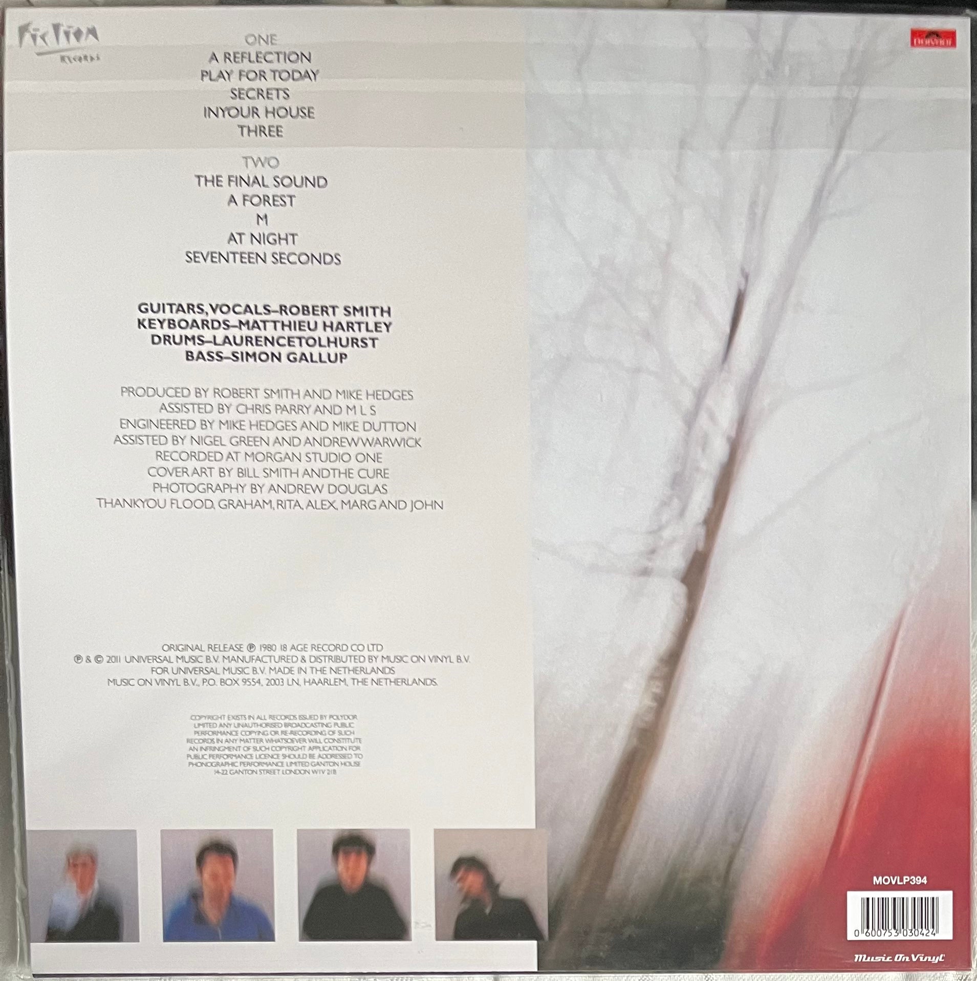 The back of ‘The Cure - Seventeen Seconds’ on vinyl