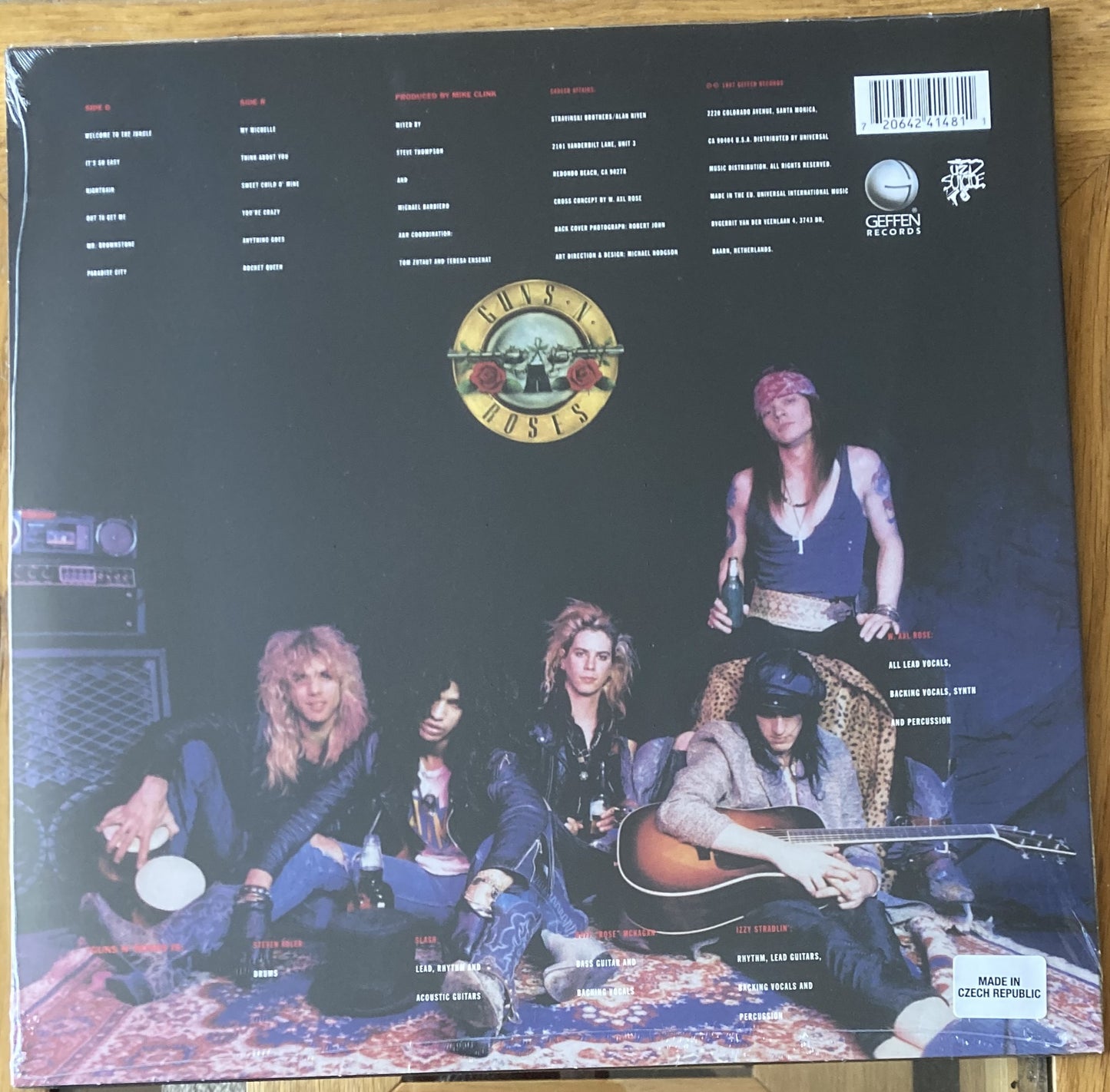 The back of 'Guns'n'Roses - Appetite for Destruction' on vinyl