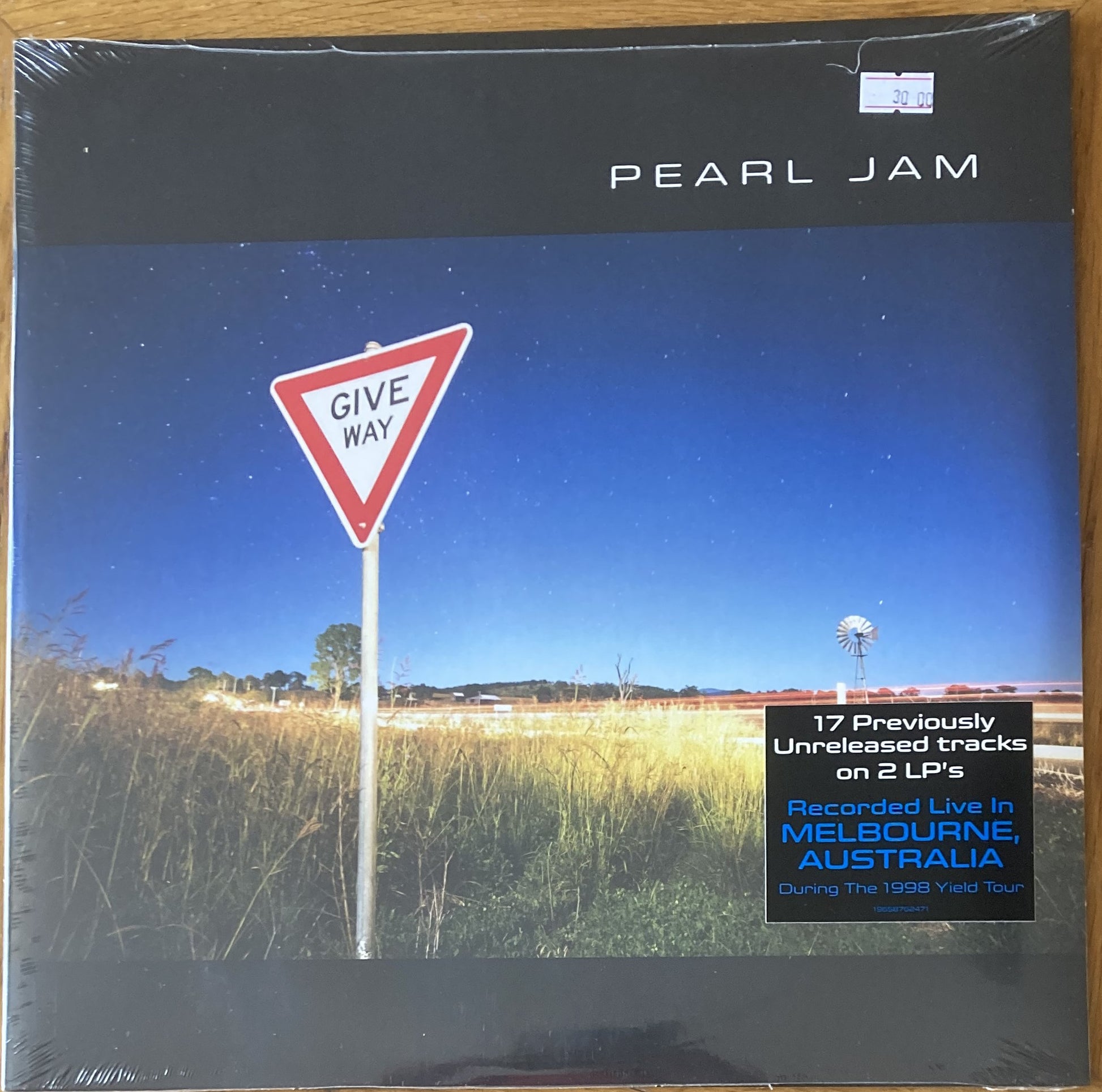 The front of 'Pearl Jam - Give Way' on vinyl