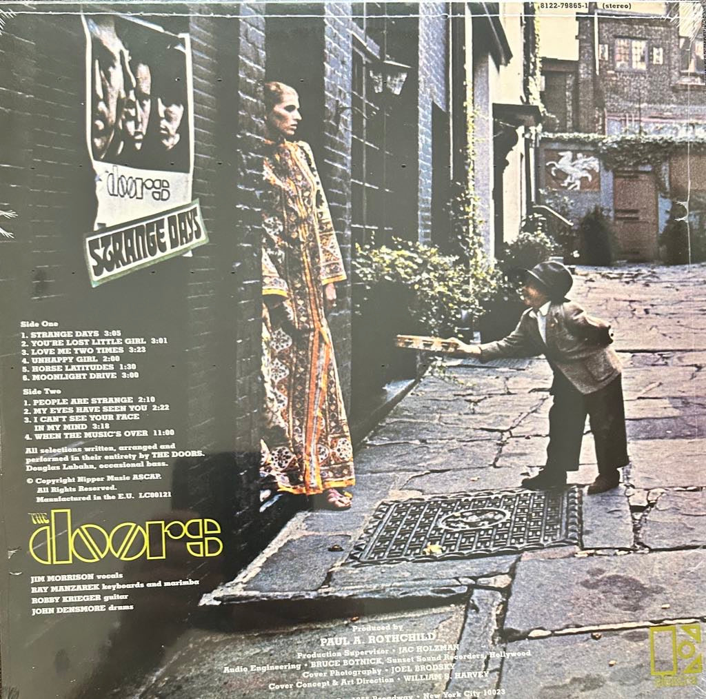 The back of 'The Doors - Strange Days' on vinyl