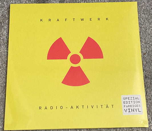 The front of ‘Kraftwerk - Radioaktivität’ on vinyl.