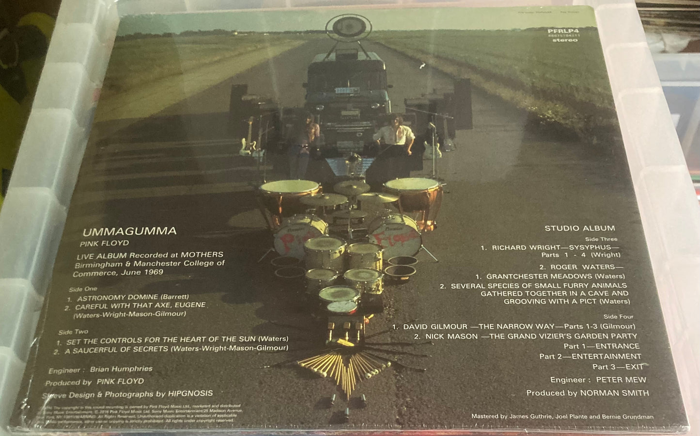 The back of 'Pink Floyd - Ummagumma' on vinyl