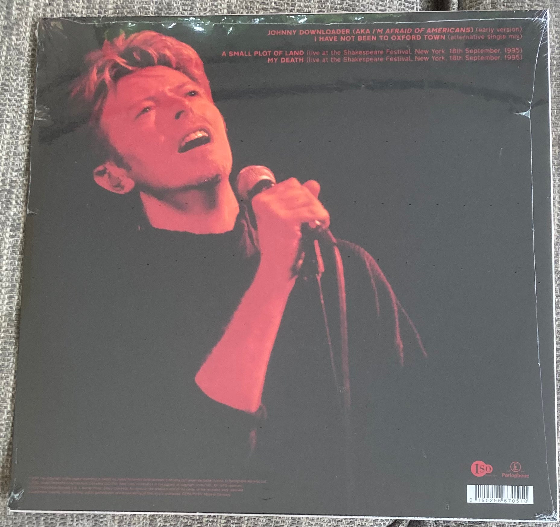 The back of 'David Bowie - Brilliant Adventures' on vinyl