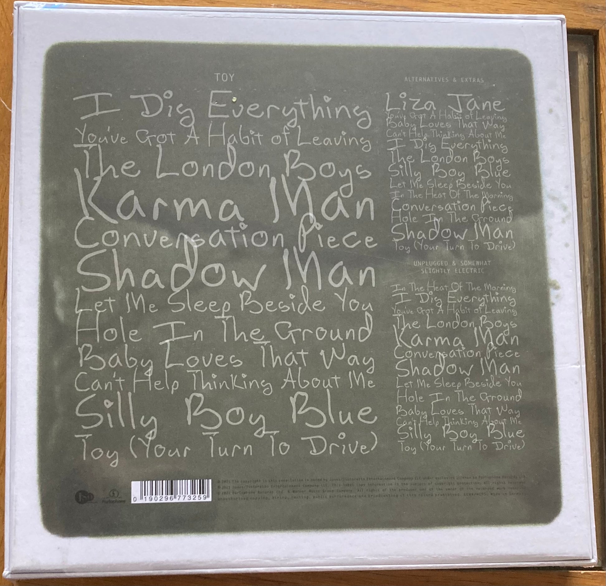 The back of the 'David Bowie - Toy' boxset