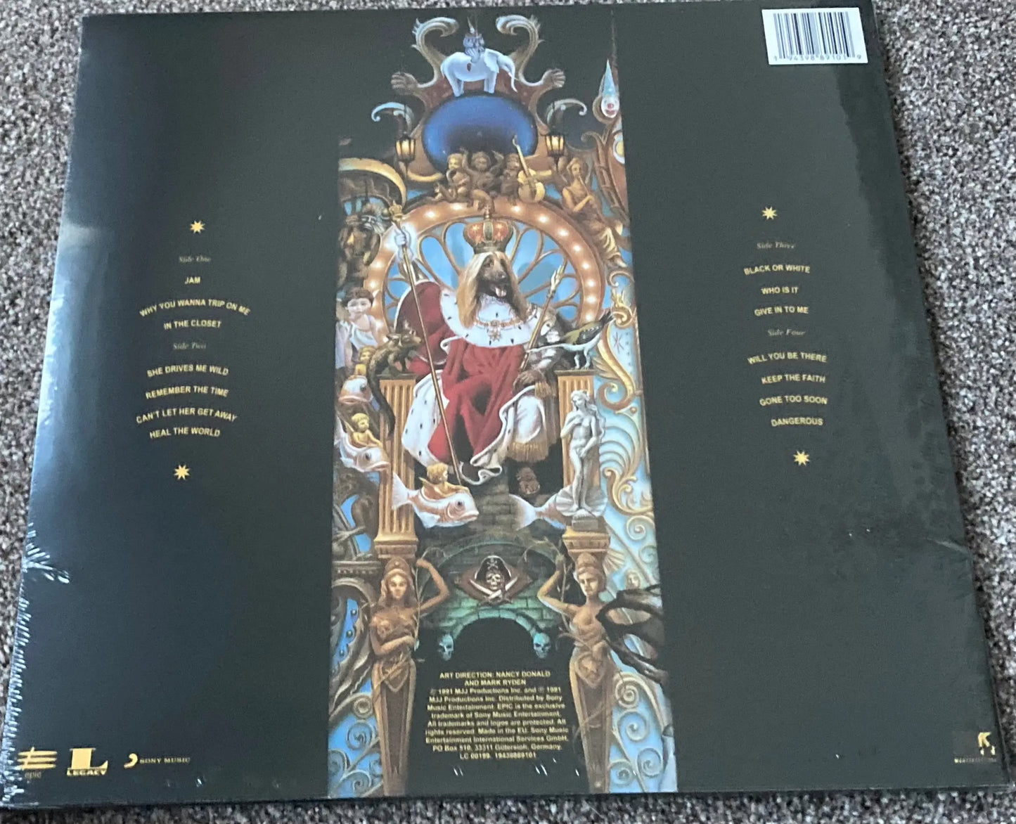 The back of Michael Jackson - Dangerous on Vinyl